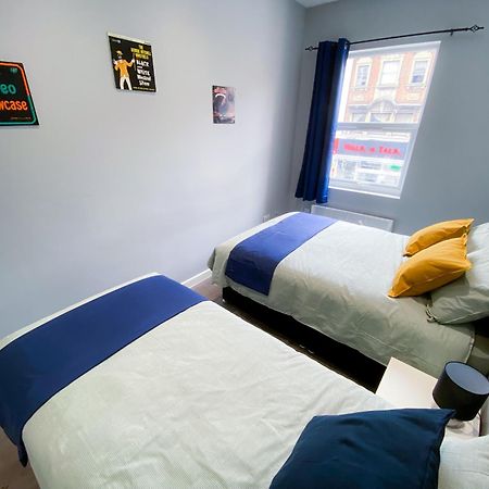Modern 1 Bedroom Flat In Wood Green لندن المظهر الخارجي الصورة