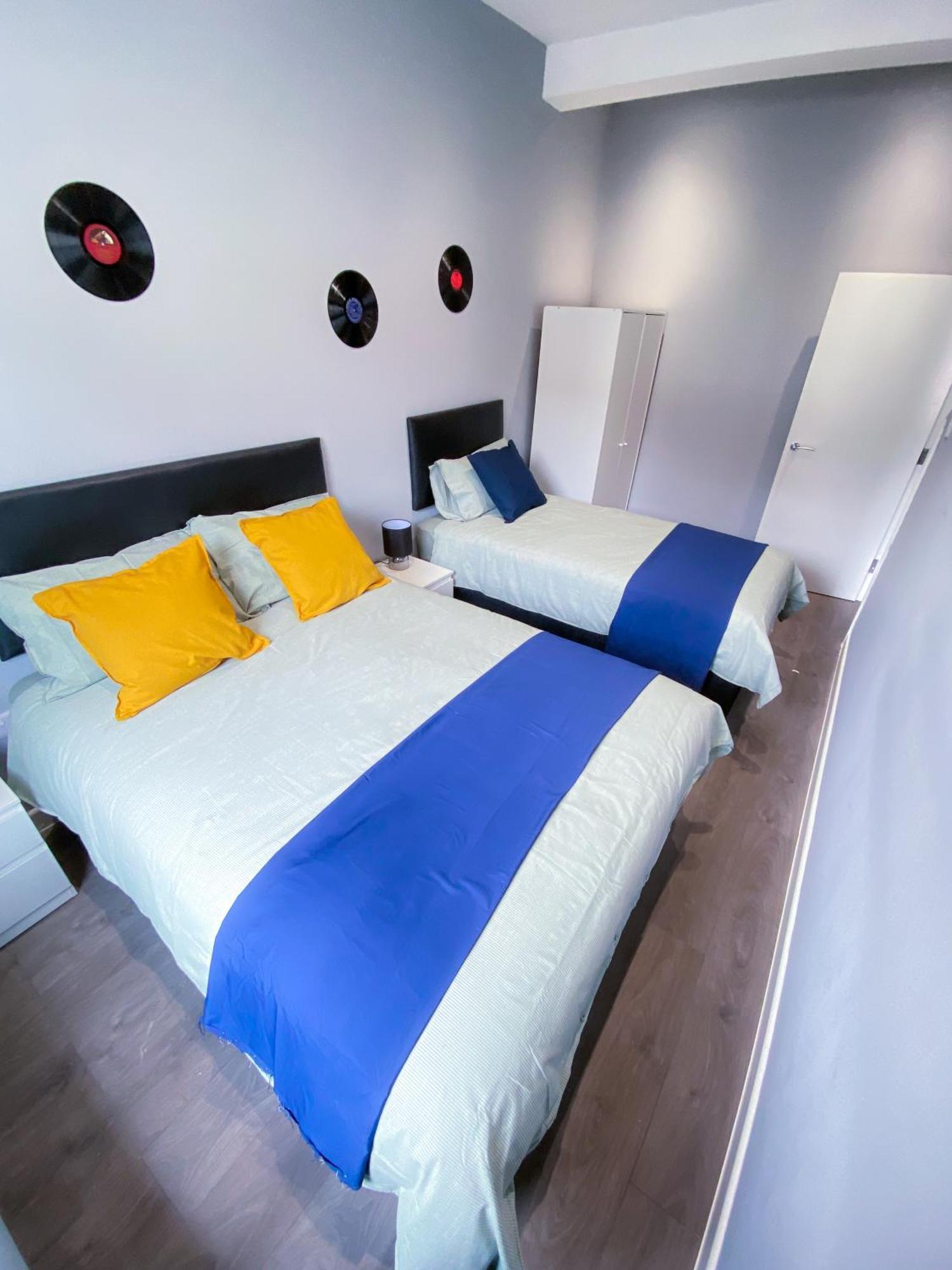 Modern 1 Bedroom Flat In Wood Green لندن المظهر الخارجي الصورة