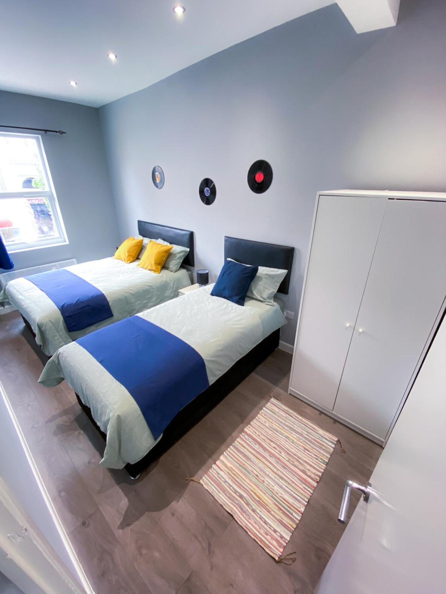 Modern 1 Bedroom Flat In Wood Green لندن المظهر الخارجي الصورة