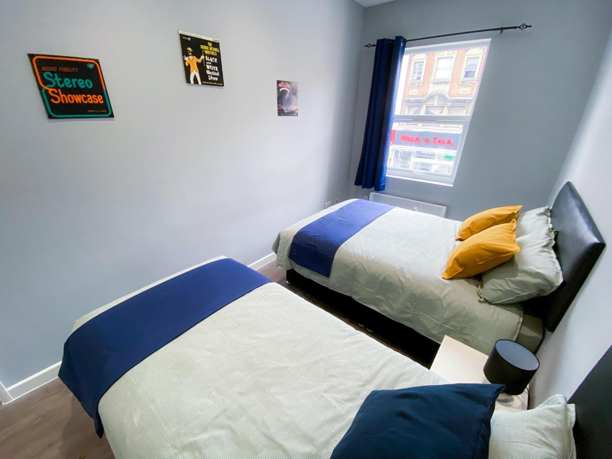 Modern 1 Bedroom Flat In Wood Green لندن المظهر الخارجي الصورة